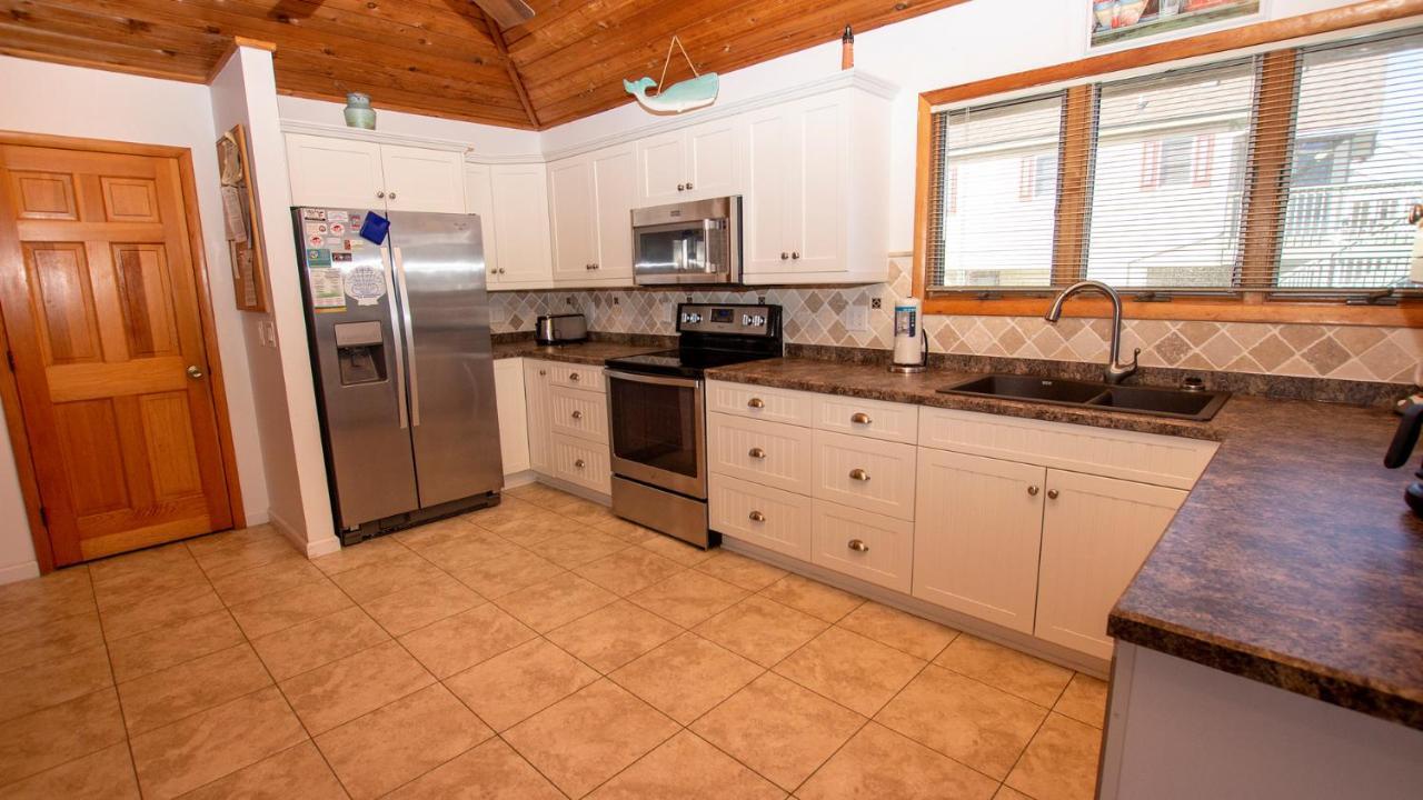 Wl933, Tale Of The Whale- Oceanfront, Private Beach Access, Gas Fireplace, Ocean Views 코롤라 외부 사진