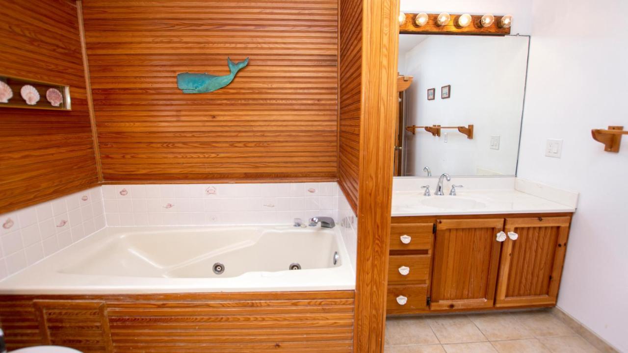 Wl933, Tale Of The Whale- Oceanfront, Private Beach Access, Gas Fireplace, Ocean Views 코롤라 외부 사진